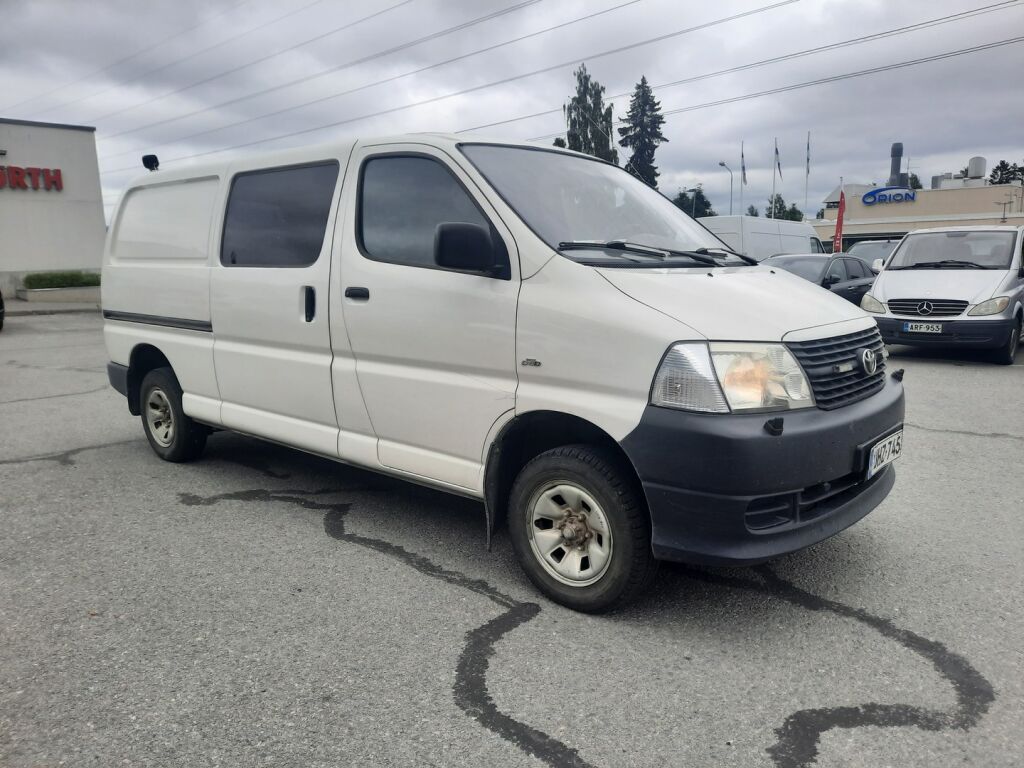 Toyota Hiace 2007 Valkoinen