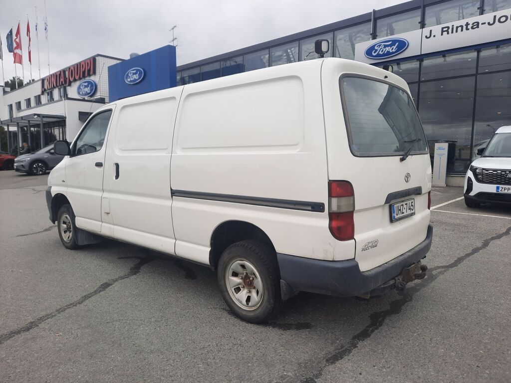 Toyota Hiace 2007 Valkoinen
