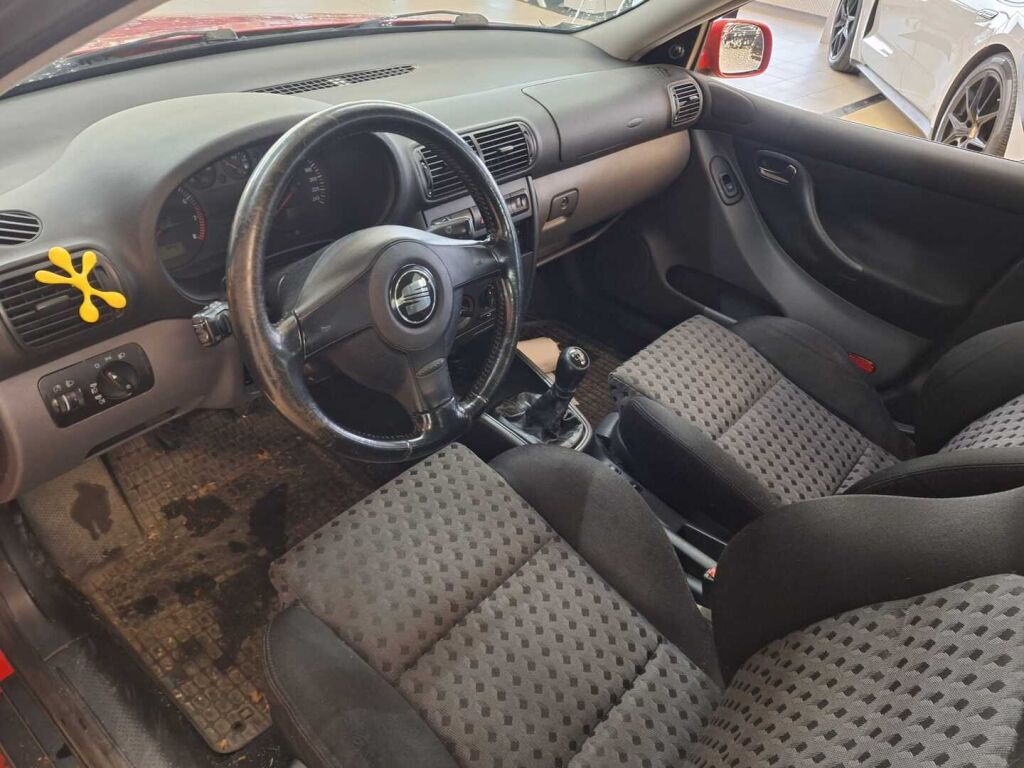 Seat Leon 2001 Punainen