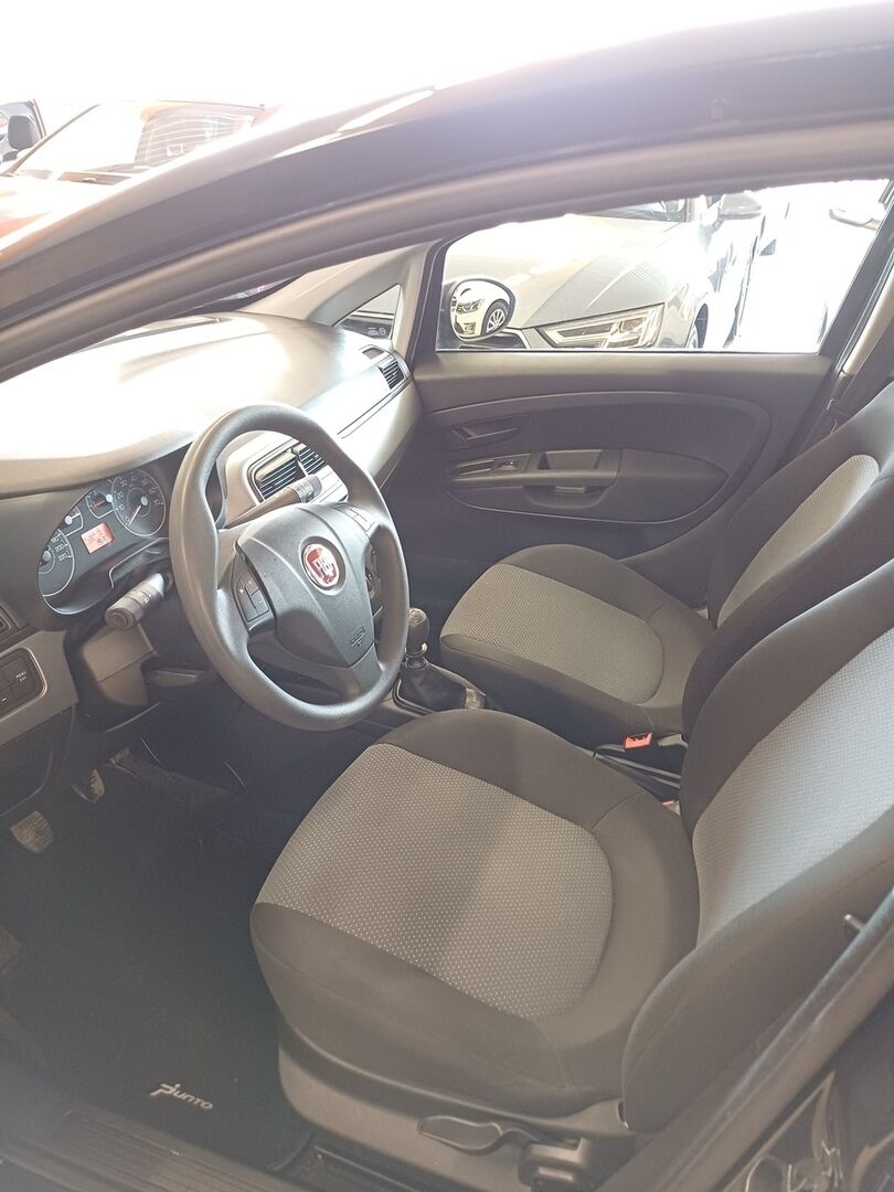 Fiat Grande Punto 2011 Musta