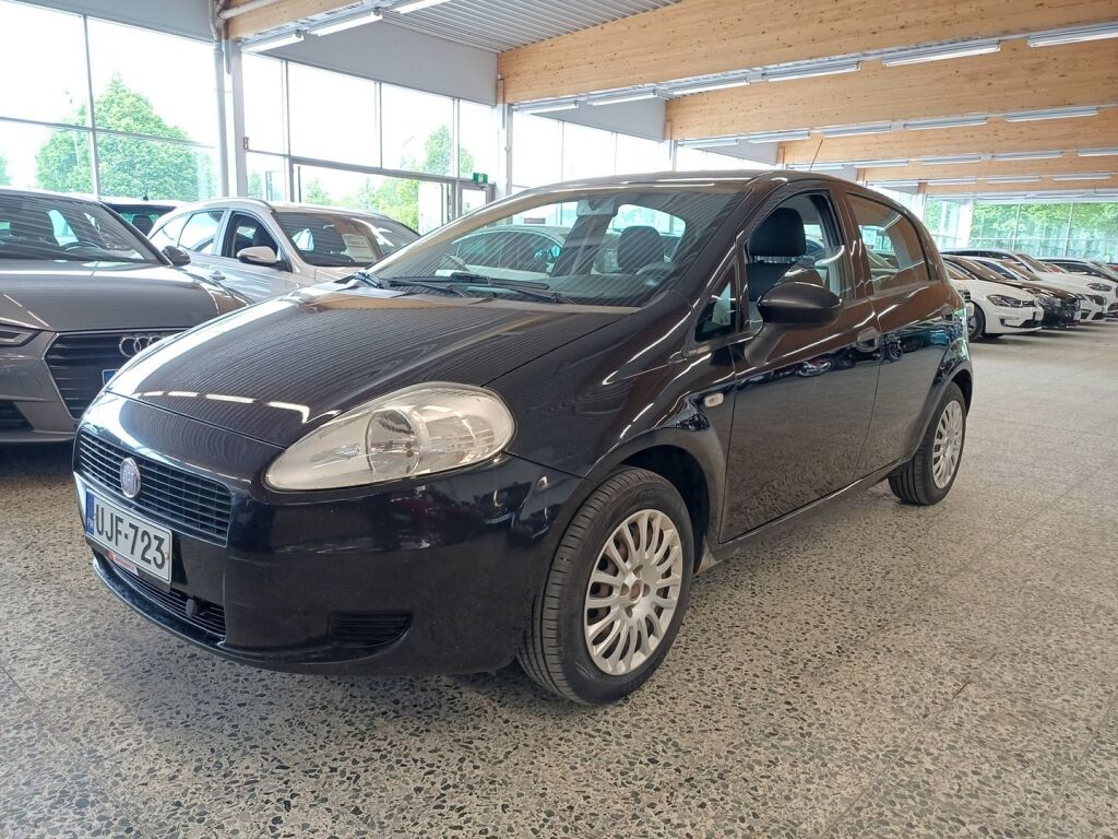 Fiat Grande Punto 2011 Musta