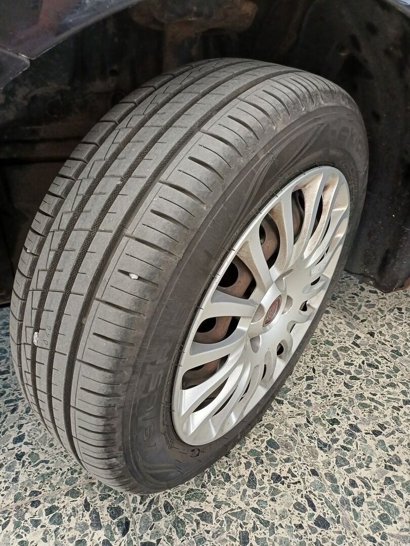 Fiat Grande Punto 2011 Musta