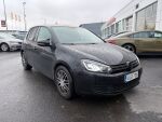 Volkswagen Golf 2010 Musta
