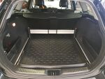 Toyota Avensis 2010 Musta