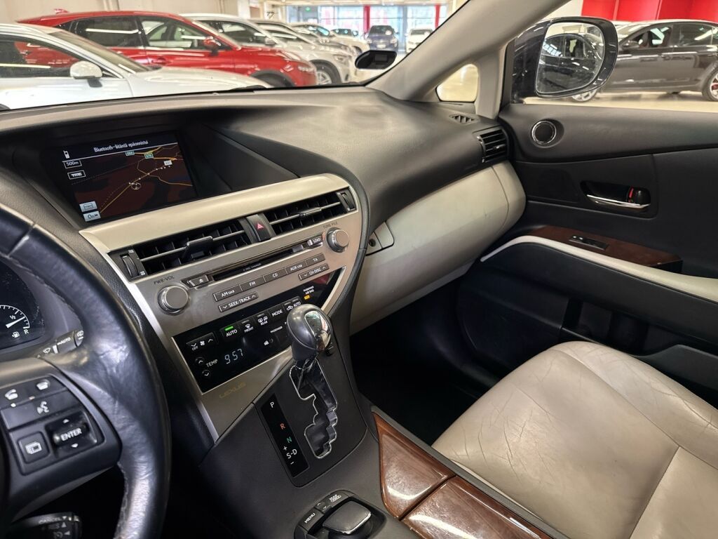 Lexus RX 2010 Musta