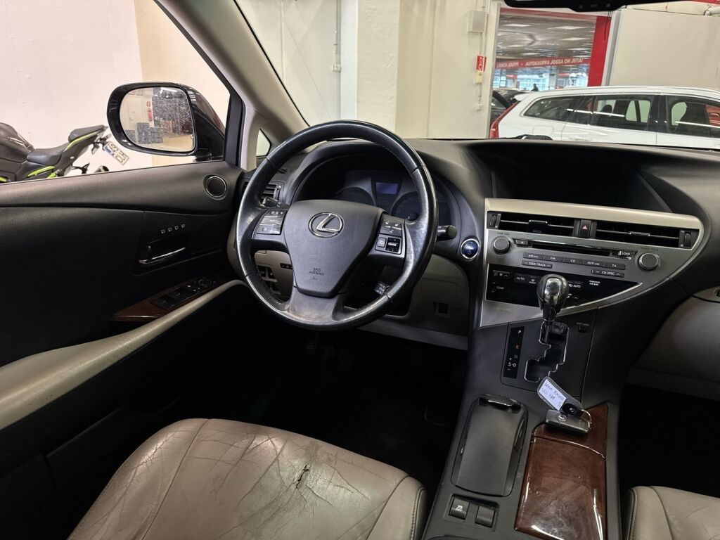 Lexus RX 2010 Musta