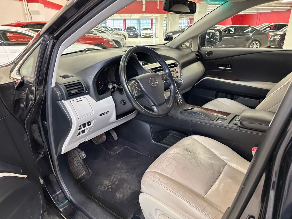 Lexus RX 2010 Musta
