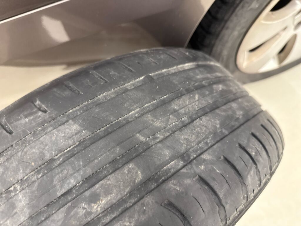 Skoda Superb 2010 Harmaa