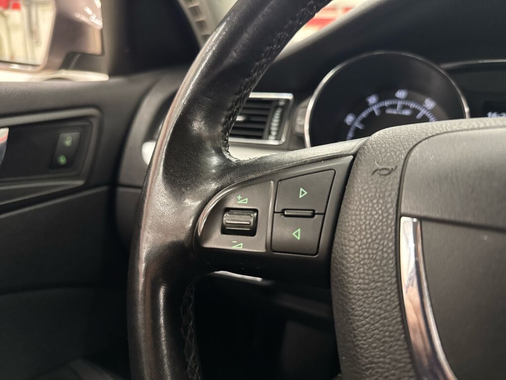 Skoda Superb 2010 Harmaa