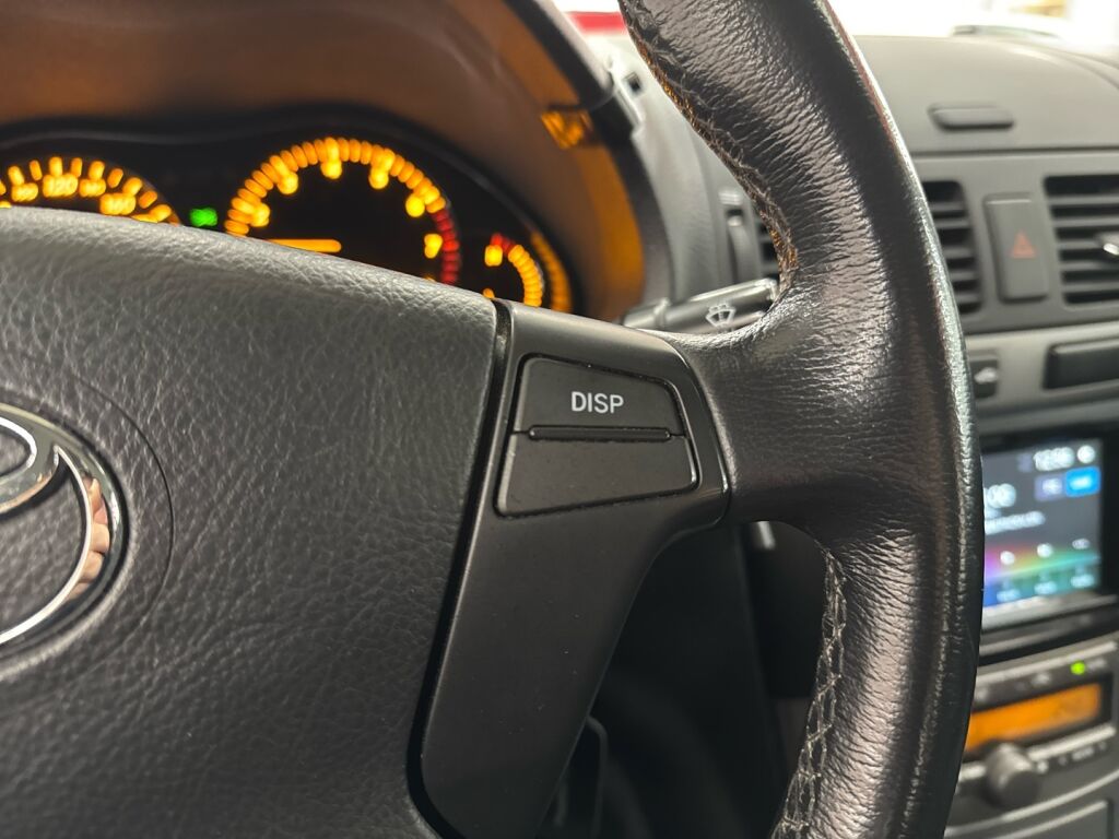 Toyota Avensis 2007 Vihreä