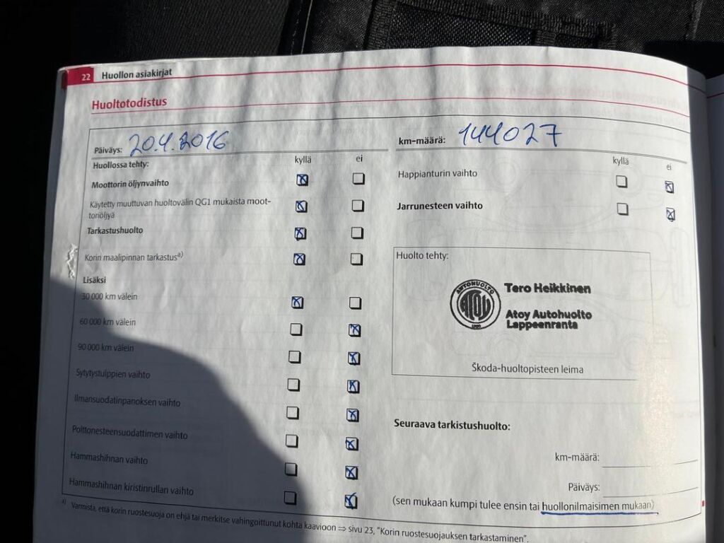 Skoda Octavia 2010 Musta