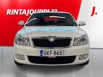 Skoda Octavia 2010 Valkoinen