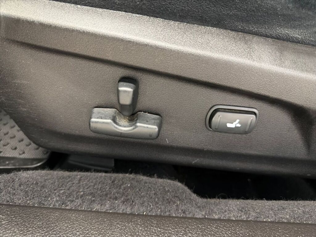 Subaru Outback 2011 Musta