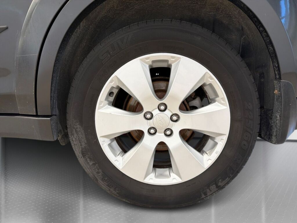 Subaru Outback 2011 Musta