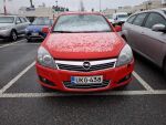Opel Astra 2011 Punainen