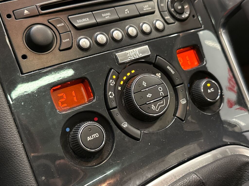 Peugeot 3008 2010 Harmaa