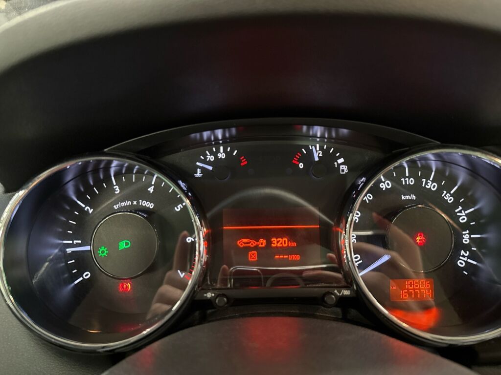 Peugeot 3008 2010 Harmaa