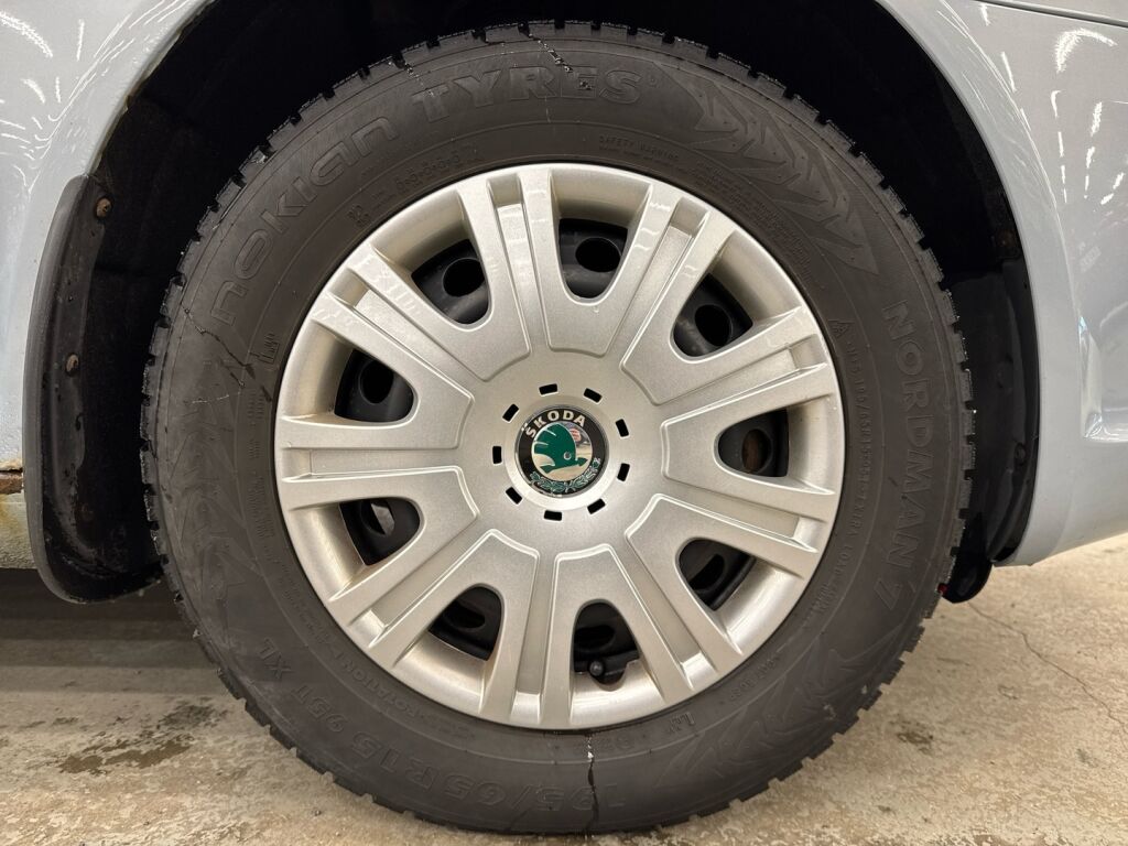 Skoda Octavia 2011 Sininen