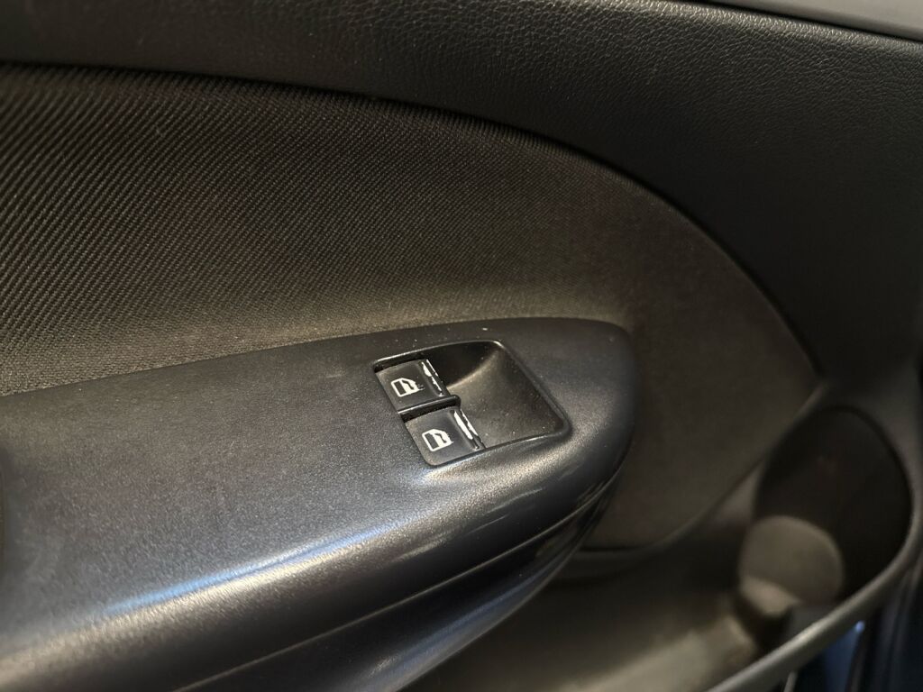 Skoda Octavia 2011 Harmaa