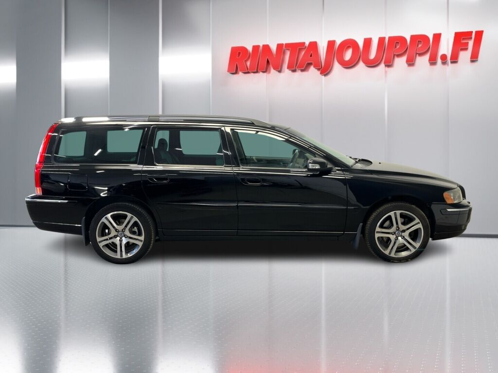 Volvo V70 2007 Musta
