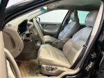 Volvo V70 2007 Musta
