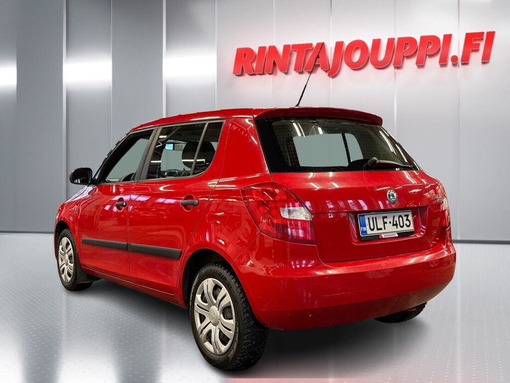 Skoda Fabia 2011 Punainen