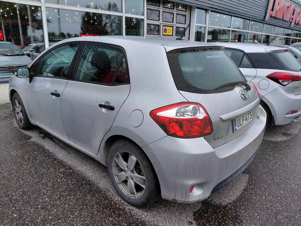 Toyota Auris 2010 Hopea