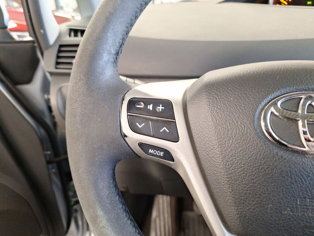 Toyota Verso 2010 Sininen