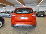 Ford Kuga 2011 Punainen