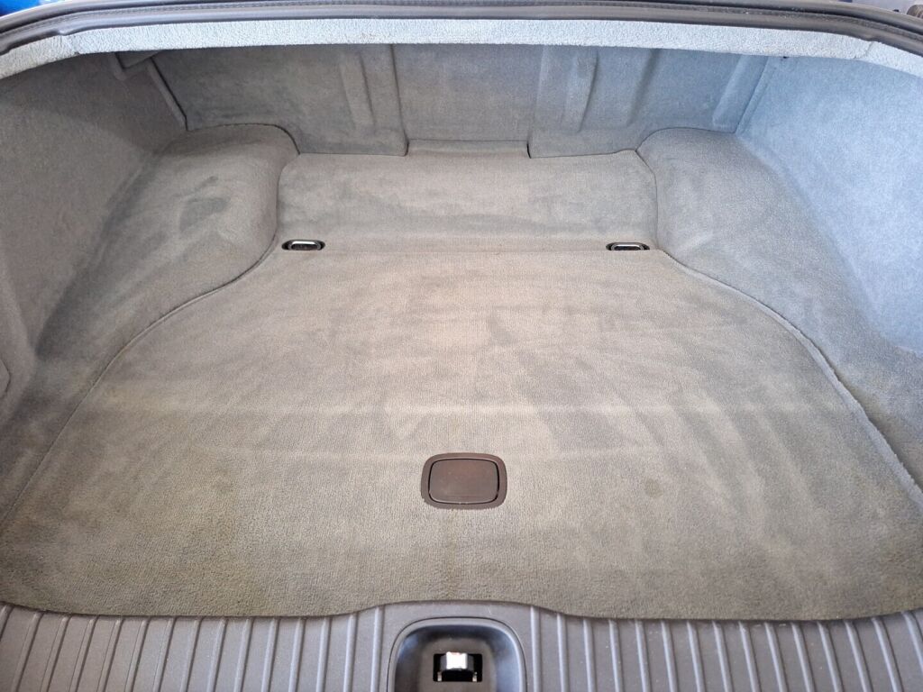 Jaguar XJ8 2003 Sininen