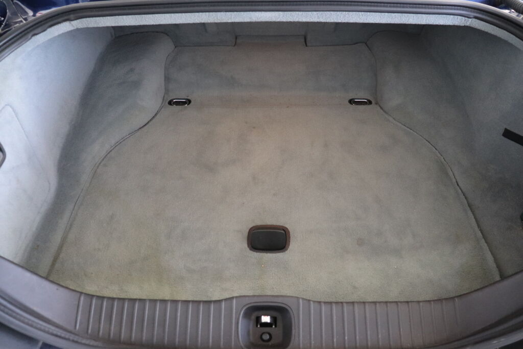 Jaguar XJ8 2003 Sininen