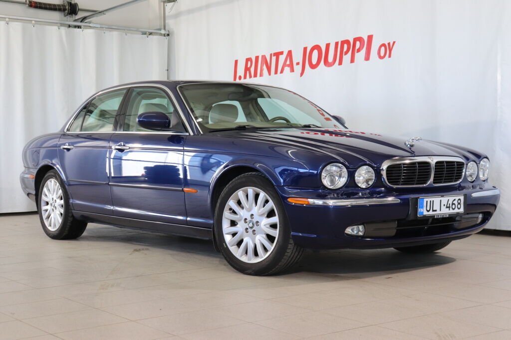 Jaguar XJ8 2003 Sininen