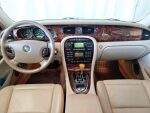 Jaguar XJ8 2003 Sininen