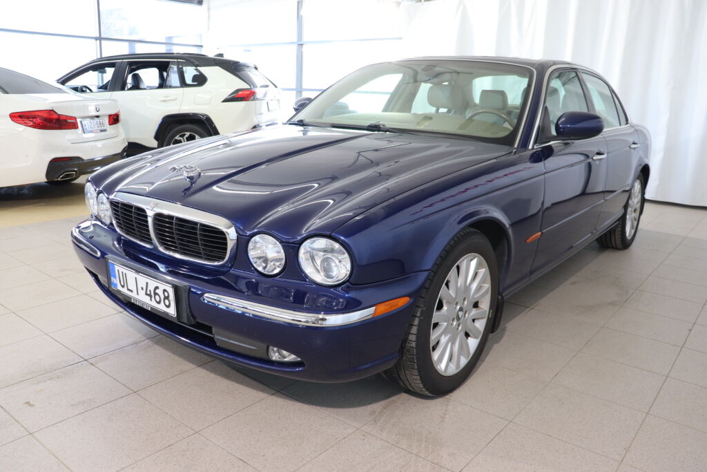 Jaguar XJ8 2003 Sininen