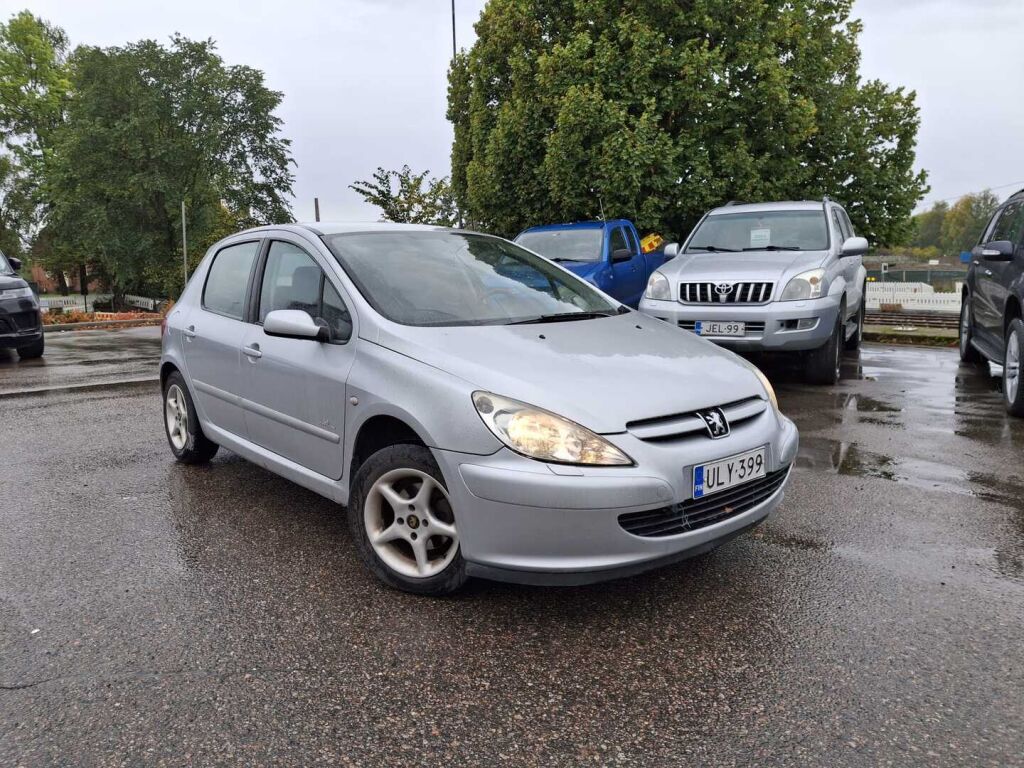 Peugeot 307 4D 1.6HDI 2005, photo 2/3