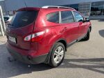 Nissan Qashqai+2 2010 Punainen