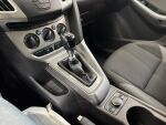 Ford Focus 2012 Ruskea (beige)