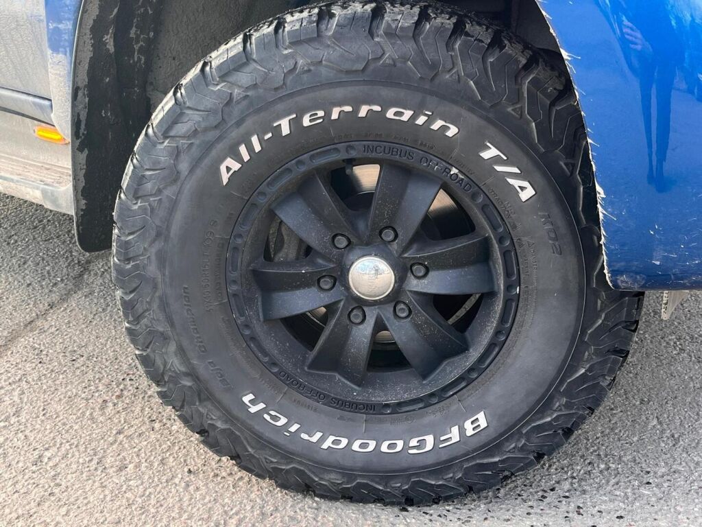 Toyota Hilux 2012 Sininen