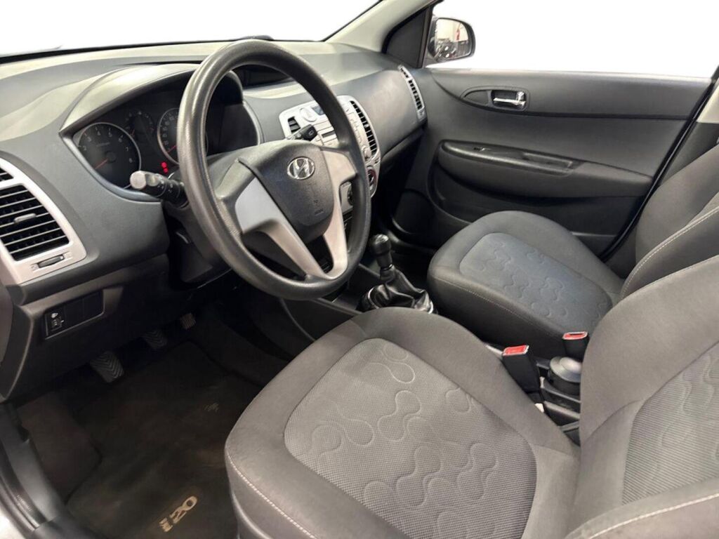 Hyundai i20 2012 Harmaa