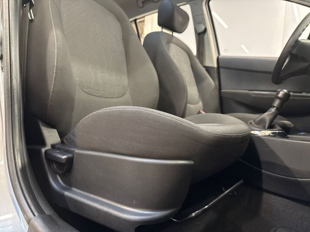 Hyundai i20 2012 Harmaa