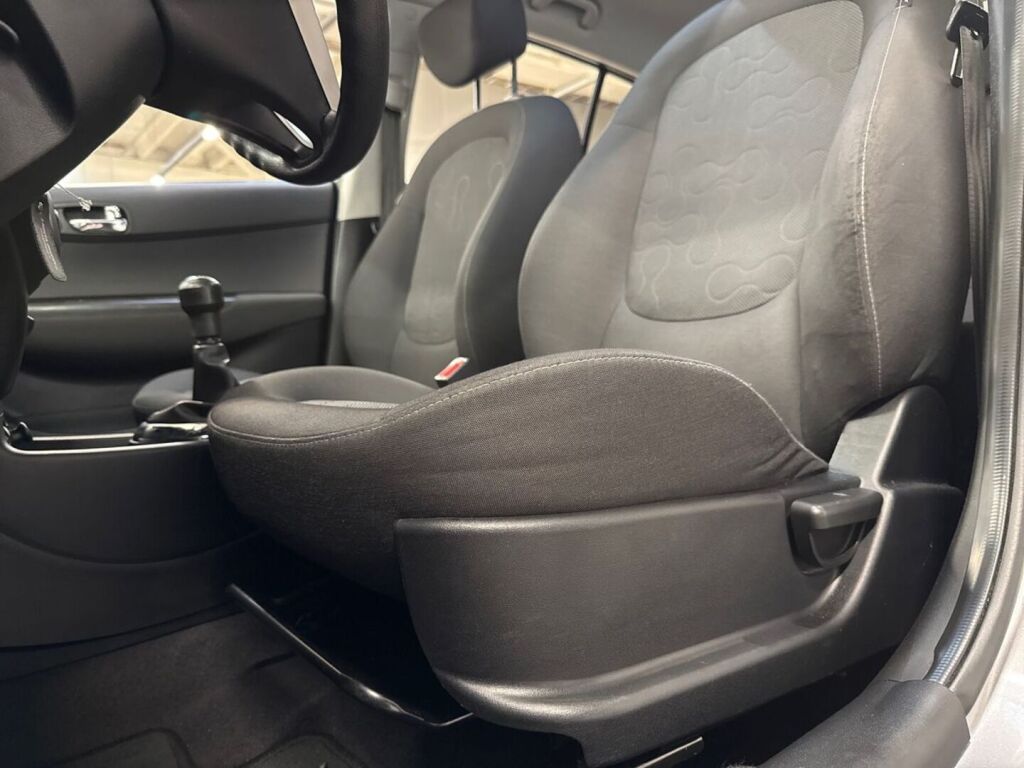 Hyundai i20 2012 Harmaa