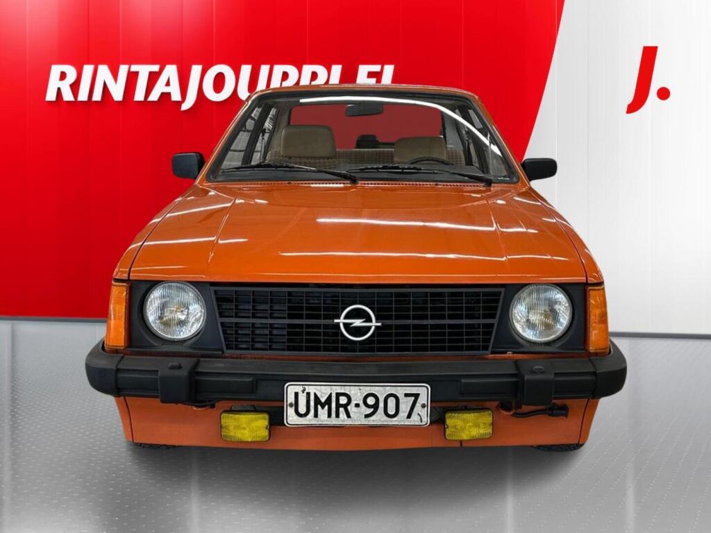 Opel Kadett 1980 Oranssi