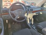 Toyota Avensis 2005 Hopea