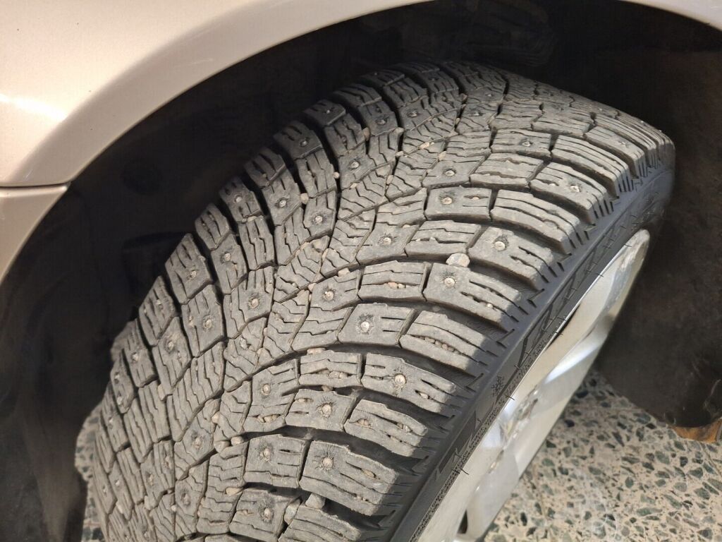 Mercedes-Benz C 2006 Harmaa