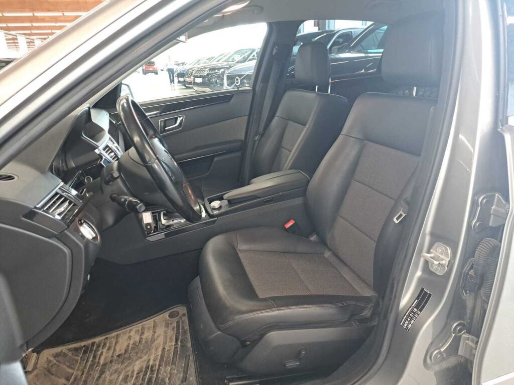 Mercedes-Benz E 2011 Harmaa
