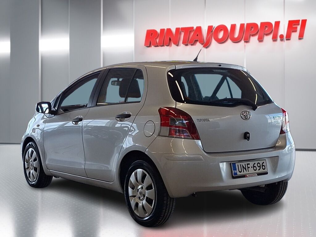 Toyota Yaris 2011 Hopea