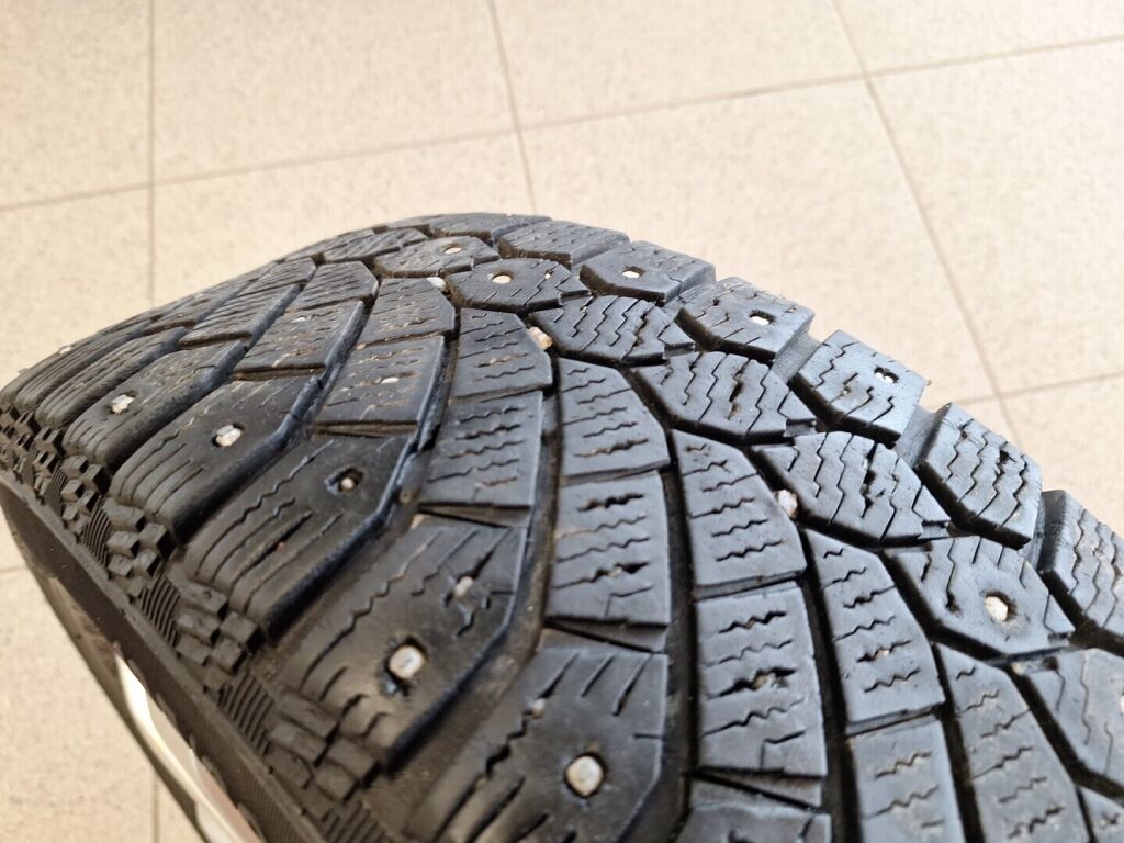 Toyota Yaris 2011 Hopea