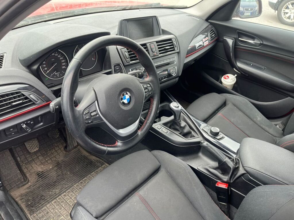 BMW 116 2013 Punainen