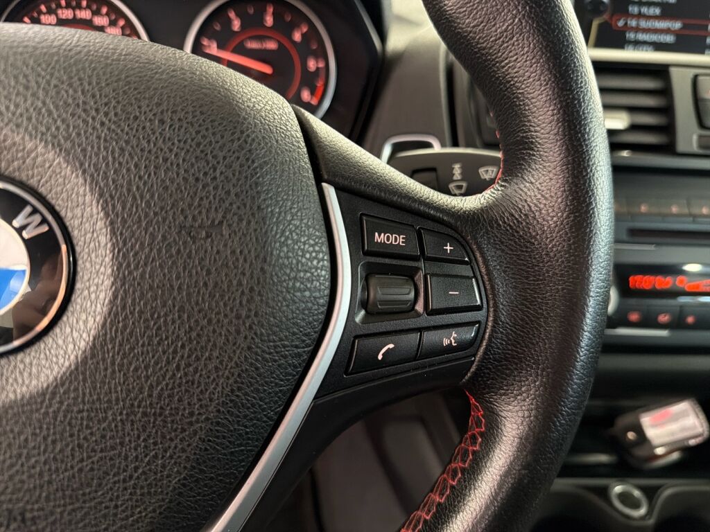 BMW 116 2013 Punainen
