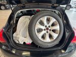 Opel Astra 2012 Musta
